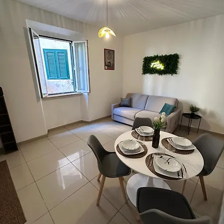 Romeo - Tra Porto E Centro Apartment